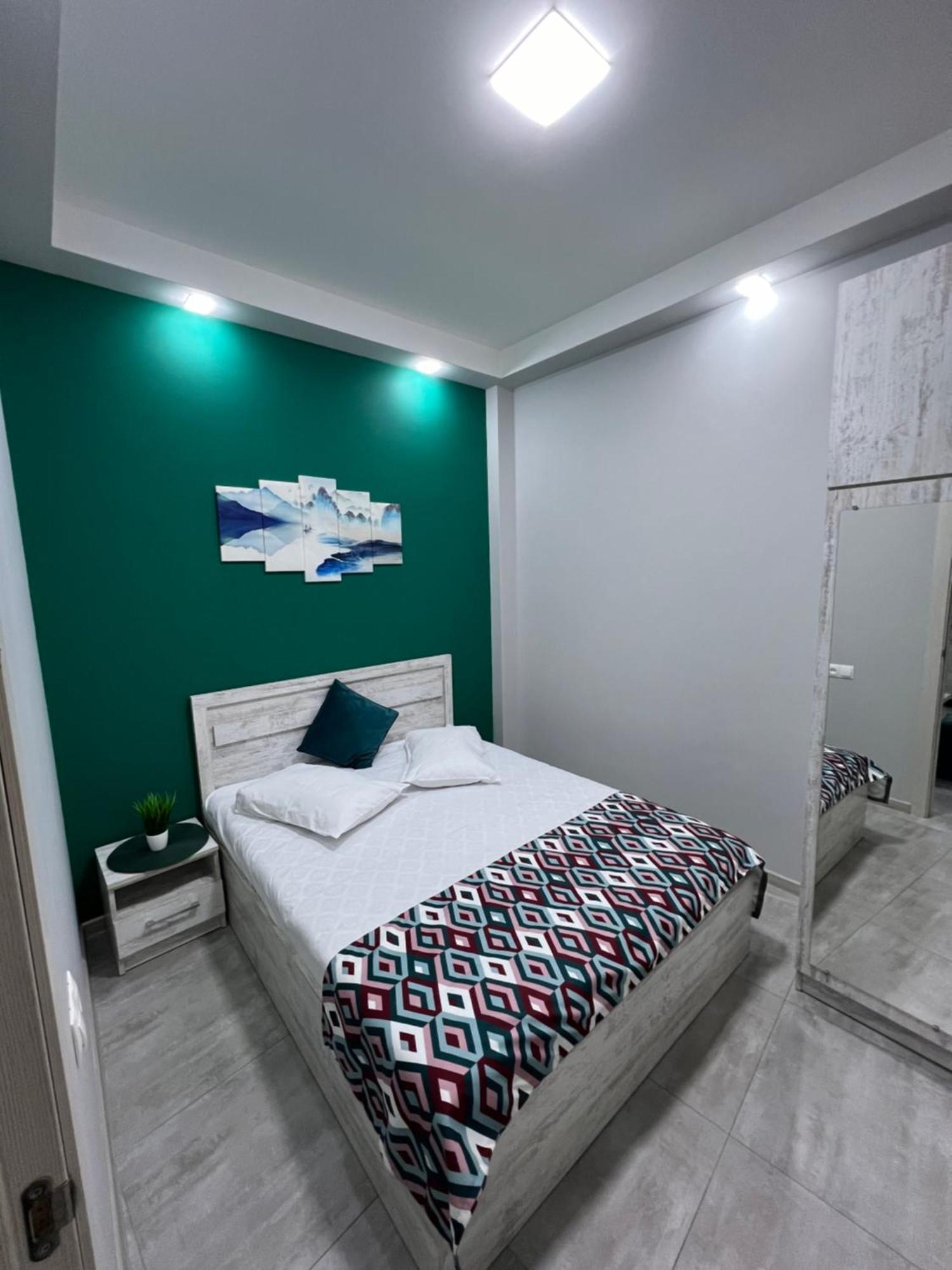 יירבאן Cosy Apartment With Good Location Self Check In מראה חיצוני תמונה