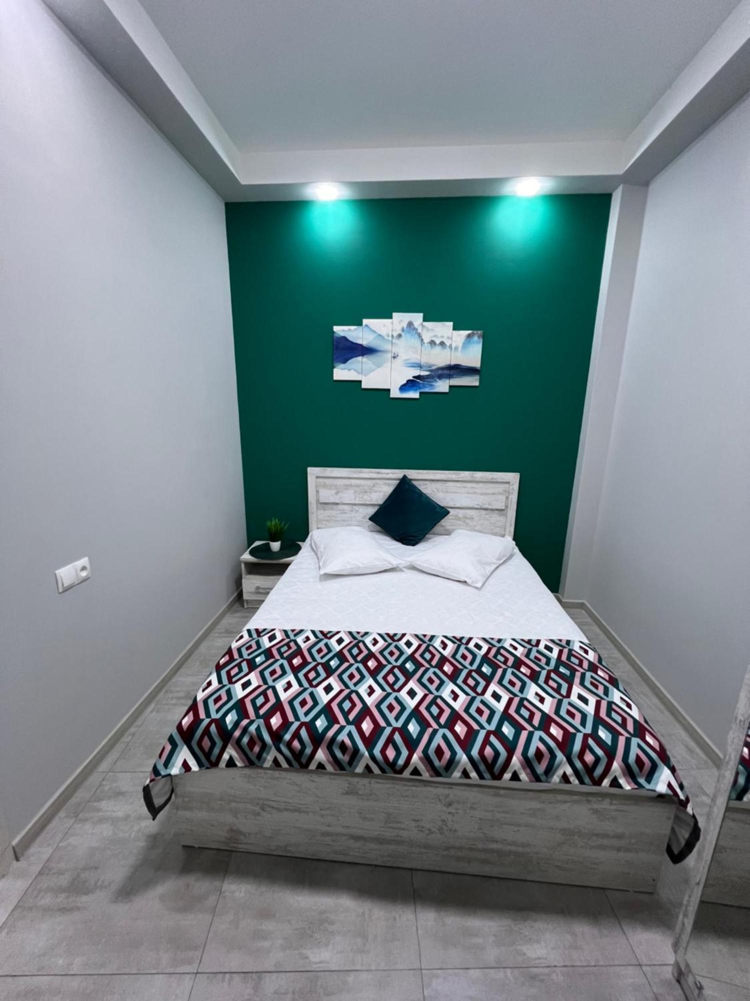 יירבאן Cosy Apartment With Good Location Self Check In מראה חיצוני תמונה