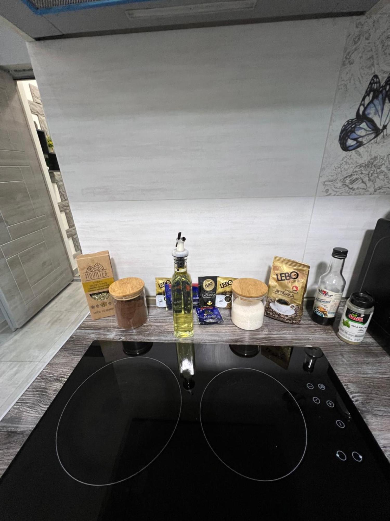 יירבאן Cosy Apartment With Good Location Self Check In מראה חיצוני תמונה